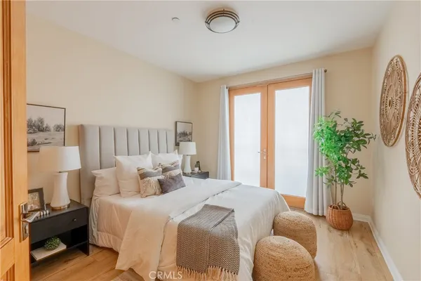 $765,000 | 216 North Buena Vista Street, Unit 113, Burbank, CA 91505