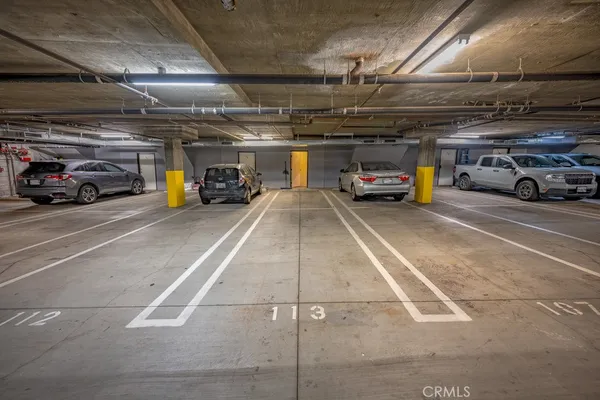 $765,000 | 216 North Buena Vista Street, Unit 113, Burbank, CA 91505