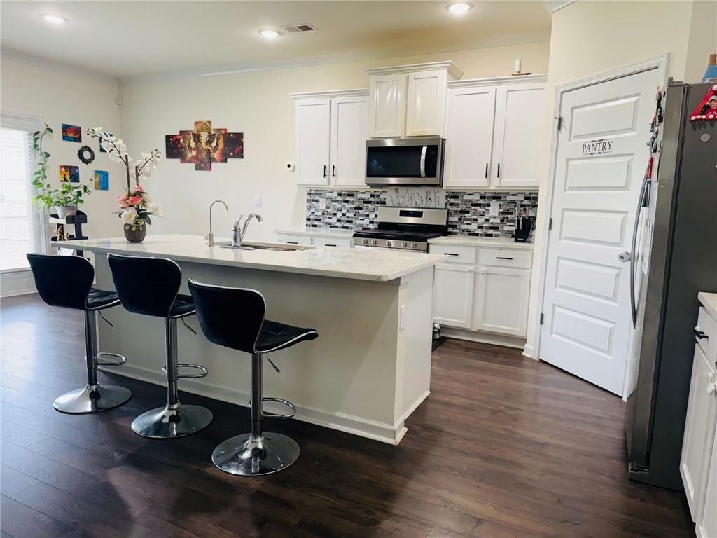 3369 English Elm Way Loganville, GA 30052 - Photo 3 of 12
