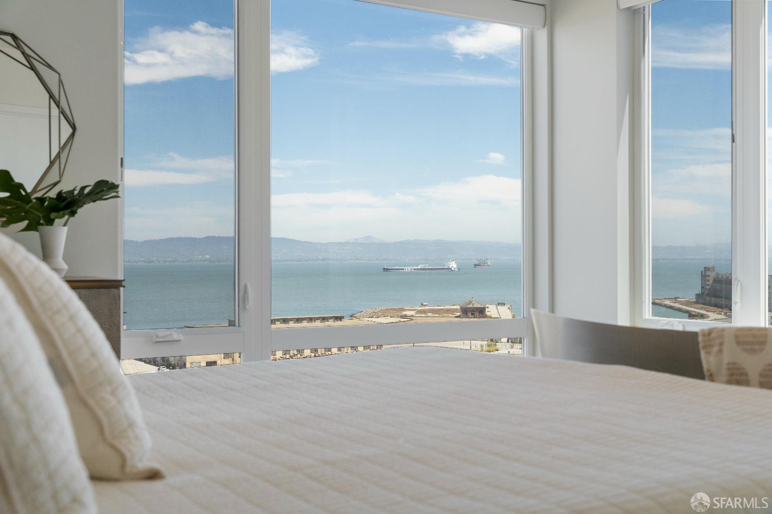 52 Innes Court, Unit 402 San Francisco, CA 94124 - Photo 23 of 49