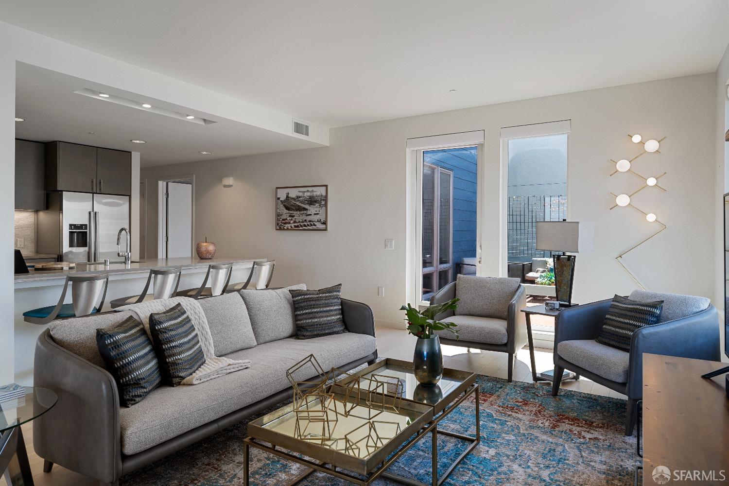 52 Innes Court, Unit 402 San Francisco, CA 94124 - Photo 6 of 49