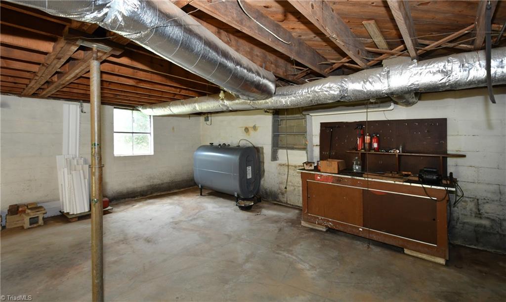 2429 Hickory Tree Road Winston-Salem, NC 27127 - Photo 17 of 22 Gallery Image 17