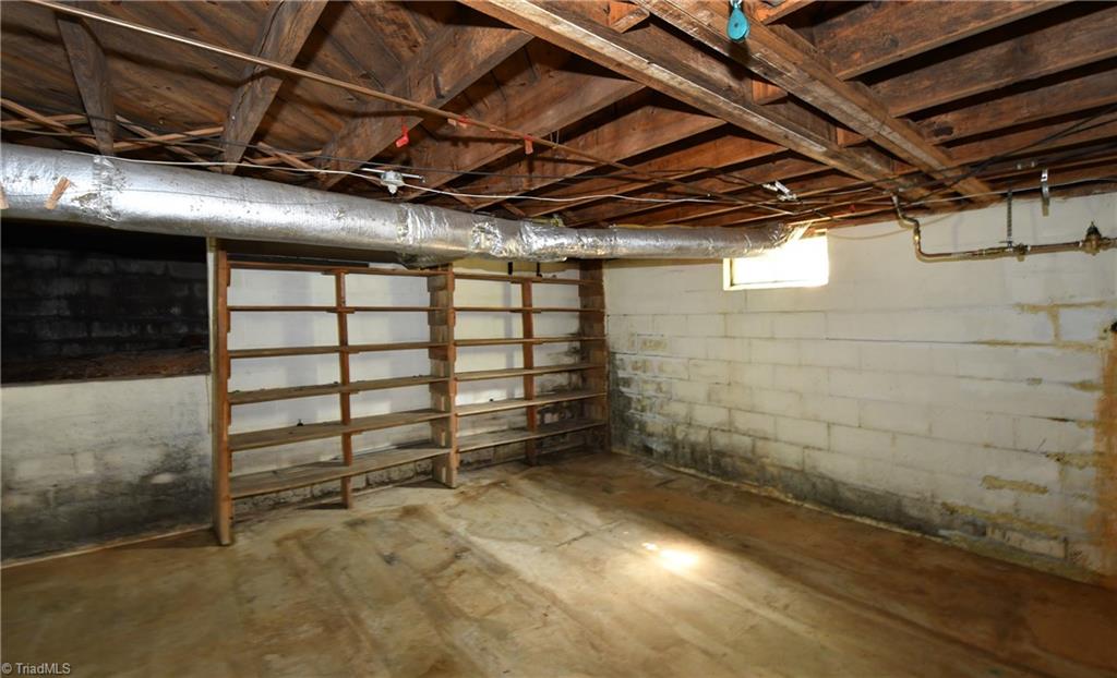 2429 Hickory Tree Road Winston-Salem, NC 27127 - Photo 18 of 22 Gallery Image 18