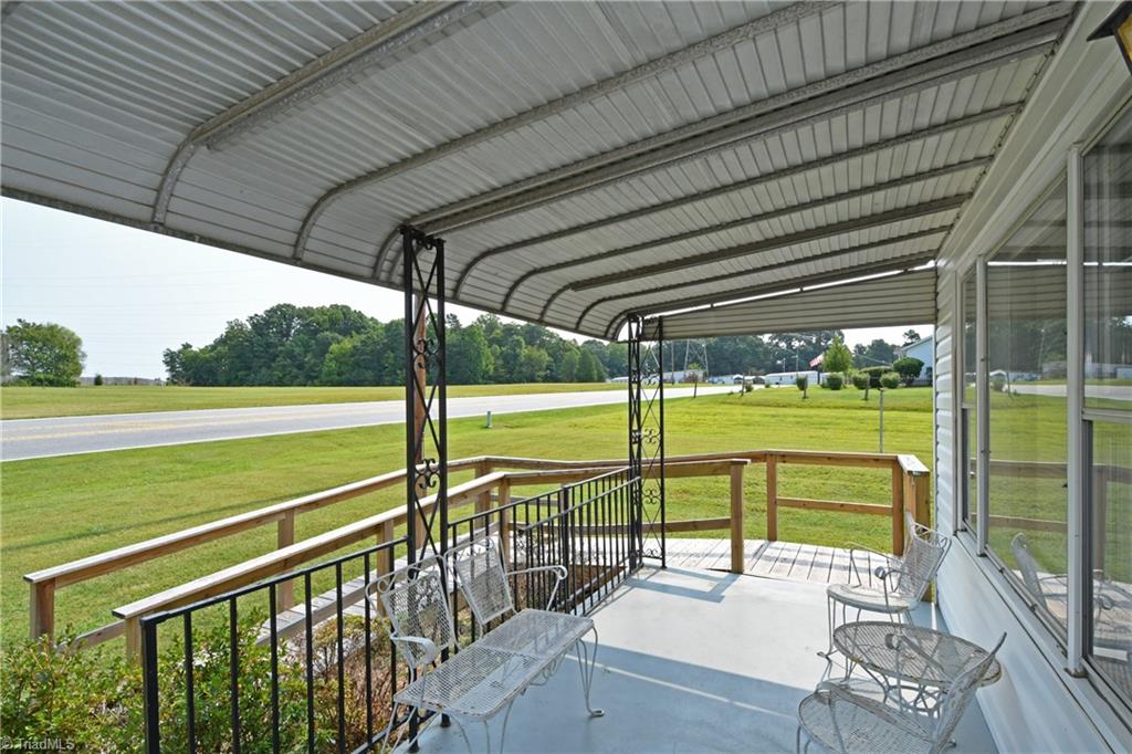 2429 Hickory Tree Road Winston-Salem, NC 27127 - Photo 3 of 22 Gallery Image 3