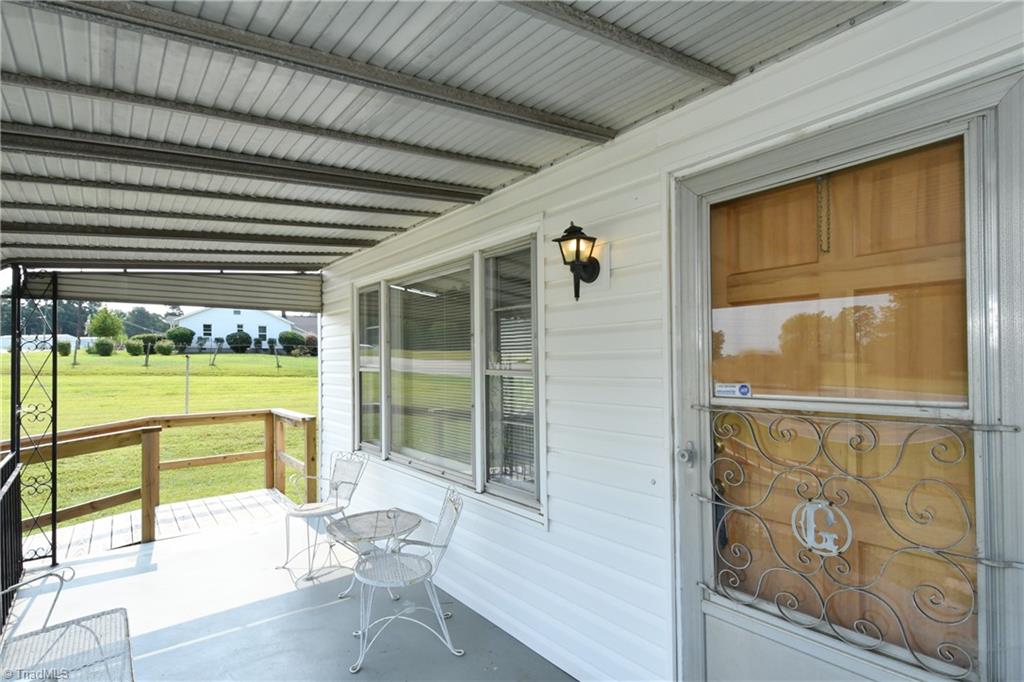 2429 Hickory Tree Road Winston-Salem, NC 27127 - Photo 4 of 22 Gallery Image 4