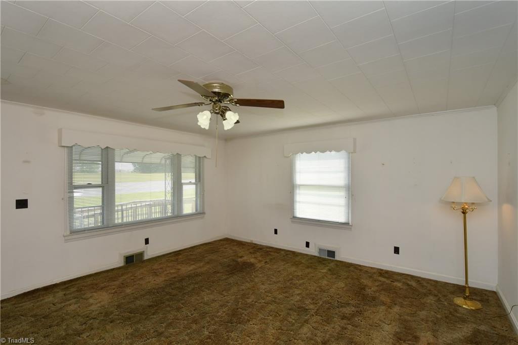 2429 Hickory Tree Road Winston-Salem, NC 27127 - Photo 5 of 22 Gallery Image 5