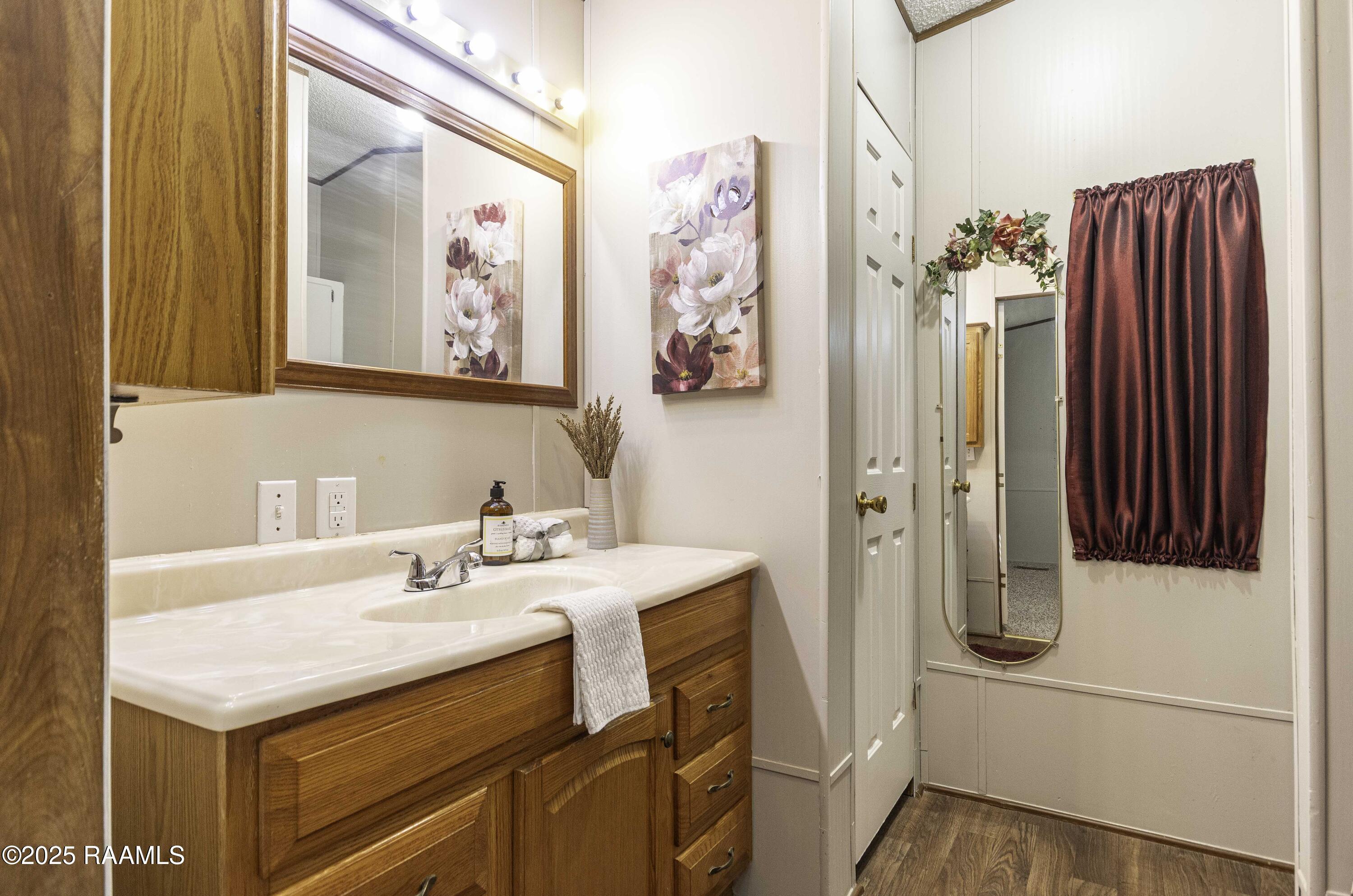 121 Legrande Road Carencro, LA 70520 - Photo 18 of 38 Master Bath 1