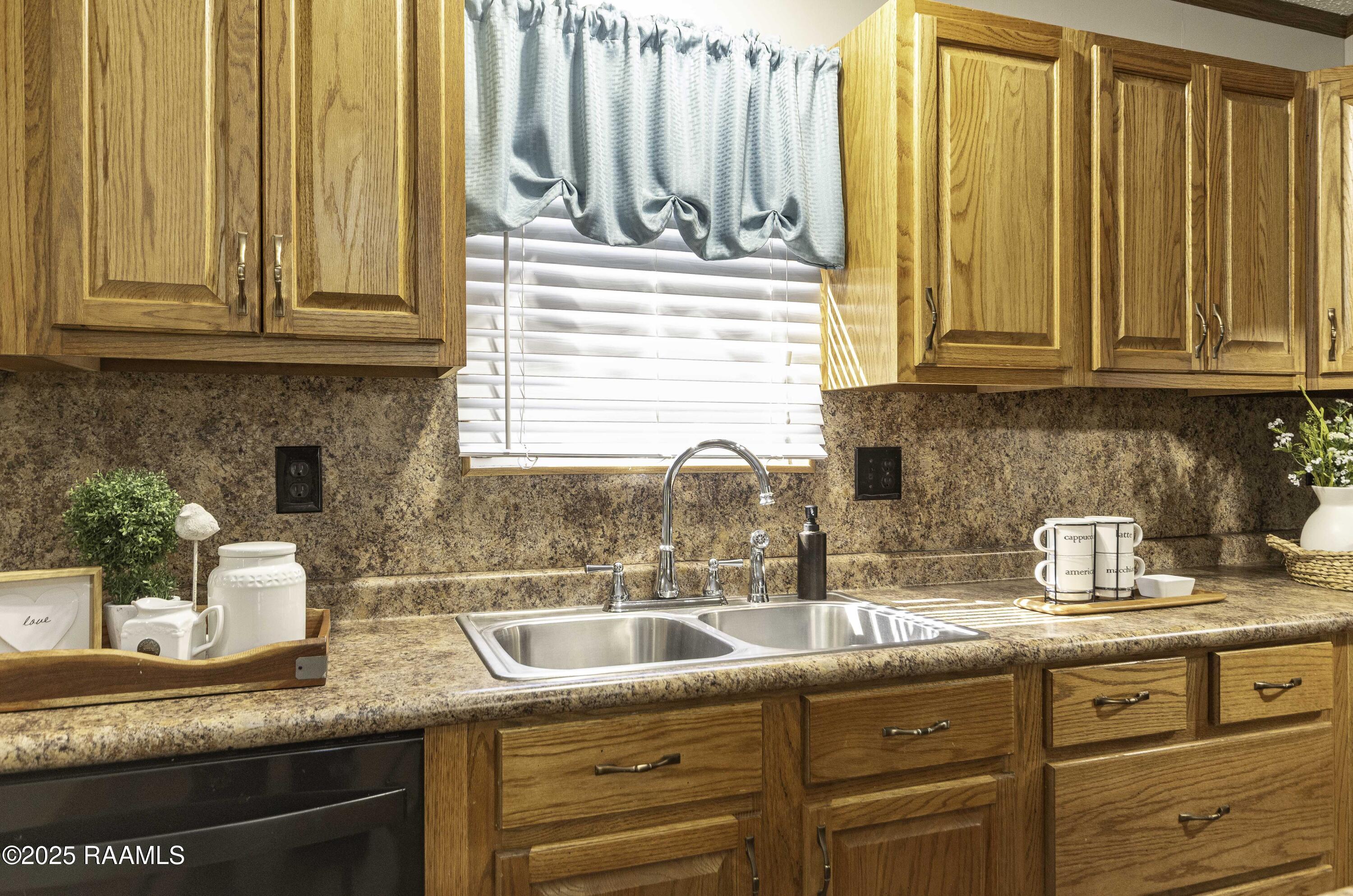 121 Legrande Road Carencro, LA 70520 - Photo 8 of 38 Kitchen 5