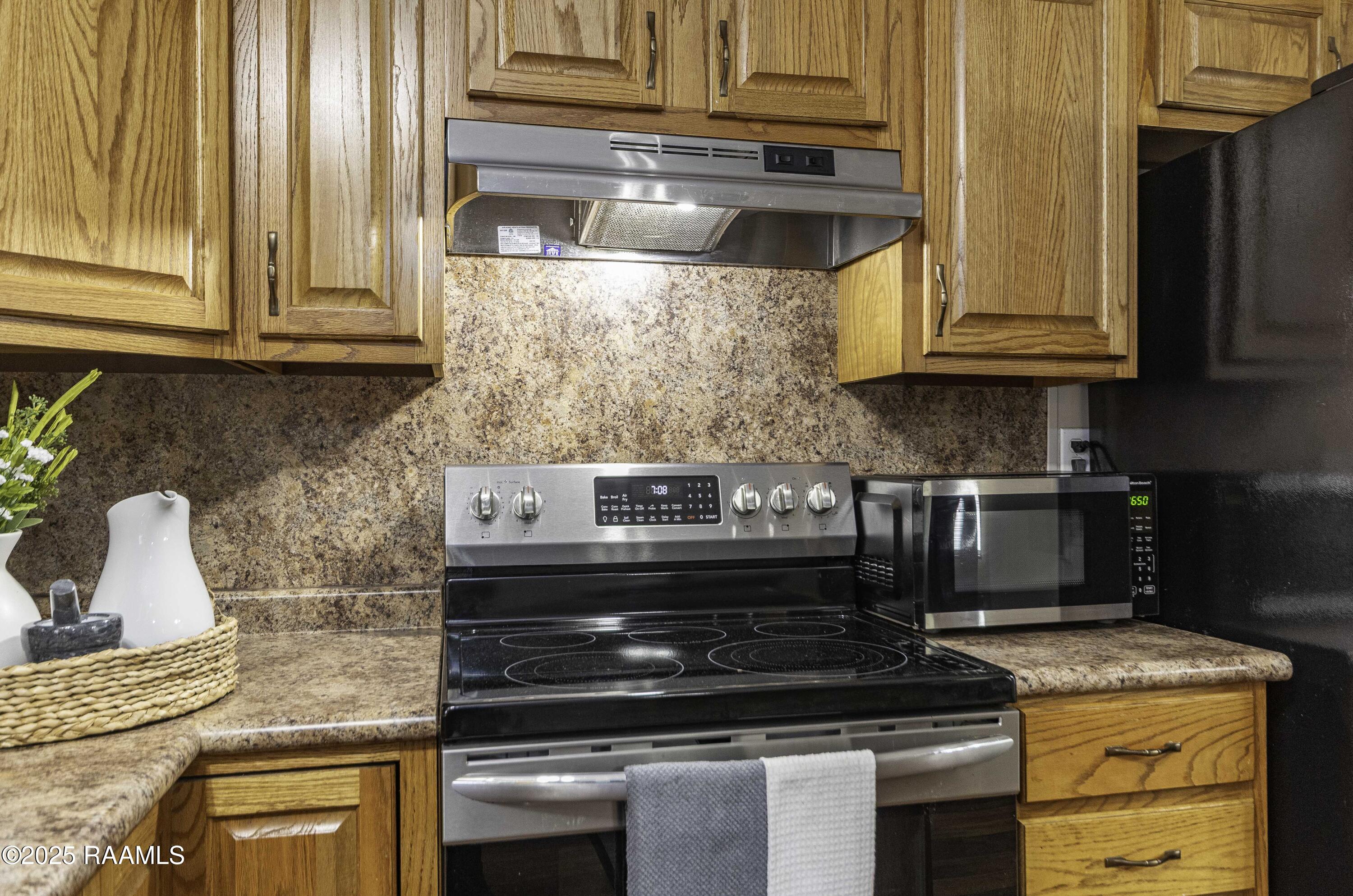 121 Legrande Road Carencro, LA 70520 - Photo 9 of 38 Kitchen 6