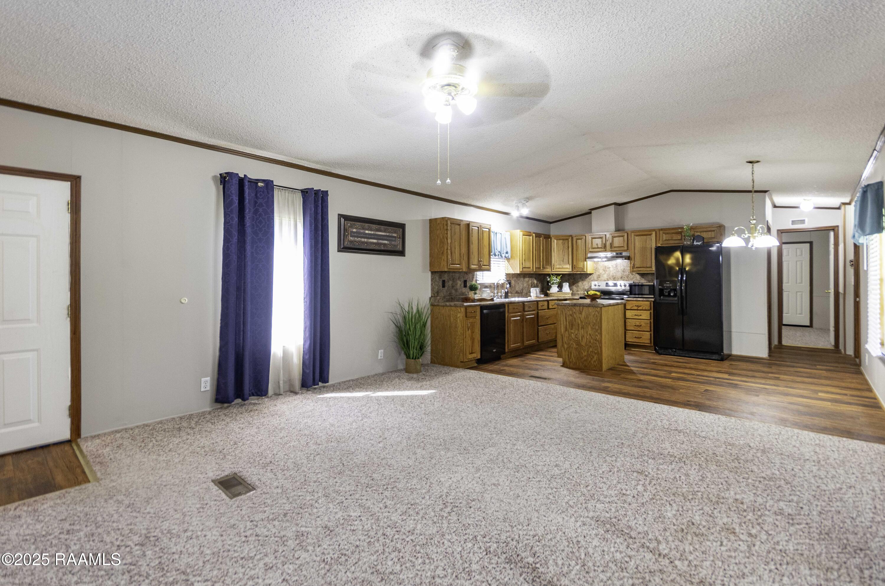 121 Legrande Road Carencro, LA 70520 - Photo 10 of 38 Living Room 3