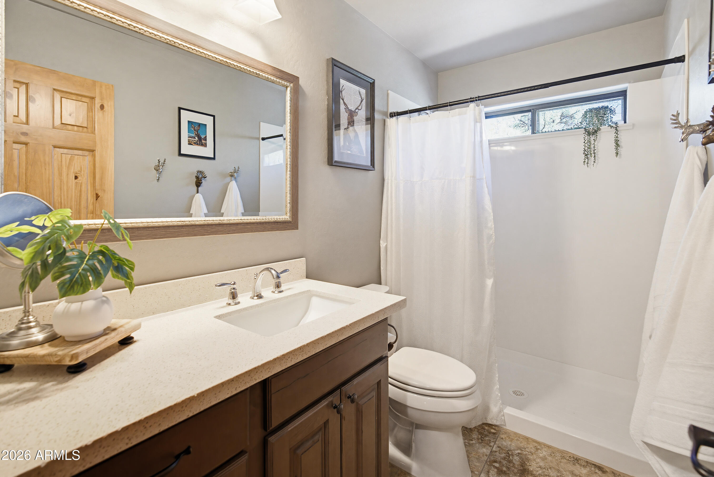 1522 Mainline Road Heber, AZ 85928 - Photo 21 of 34 Guest Bathroom