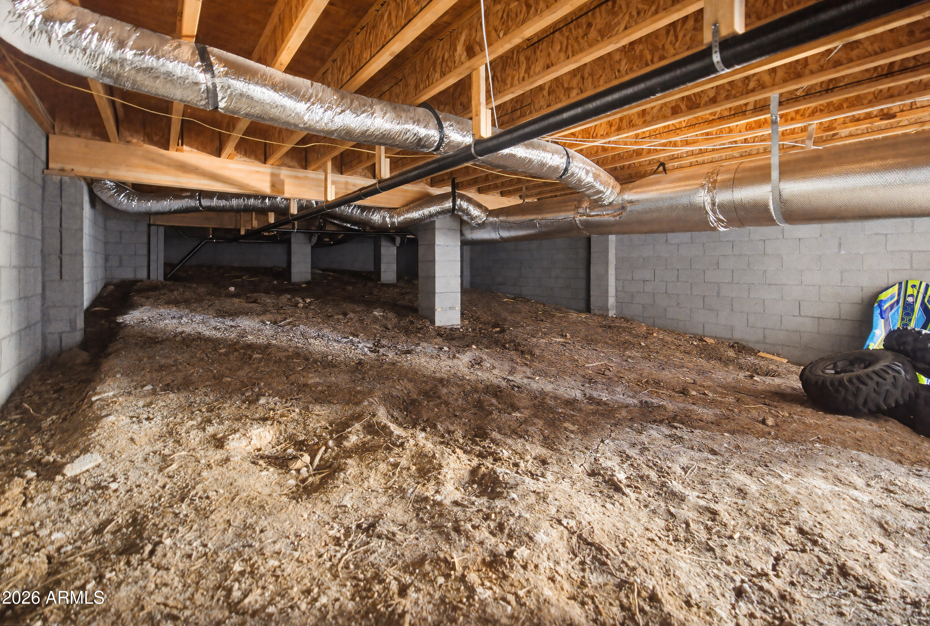 1522 Mainline Road Heber, AZ 85928 - Photo 27 of 34 Spacious Crawl Space
