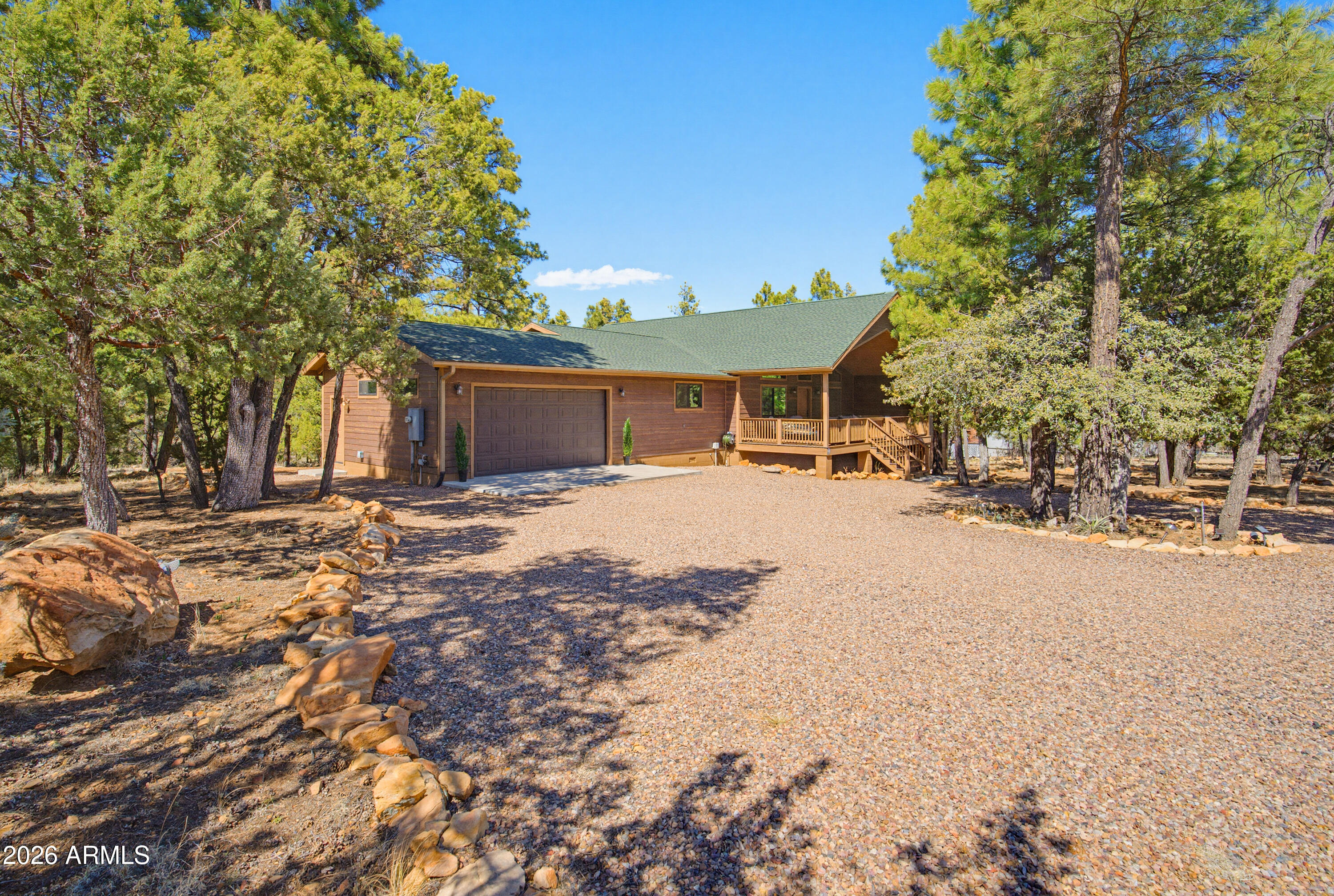 1522 Mainline Road Heber, AZ 85928 - Photo 30 of 34 Circular Driveway