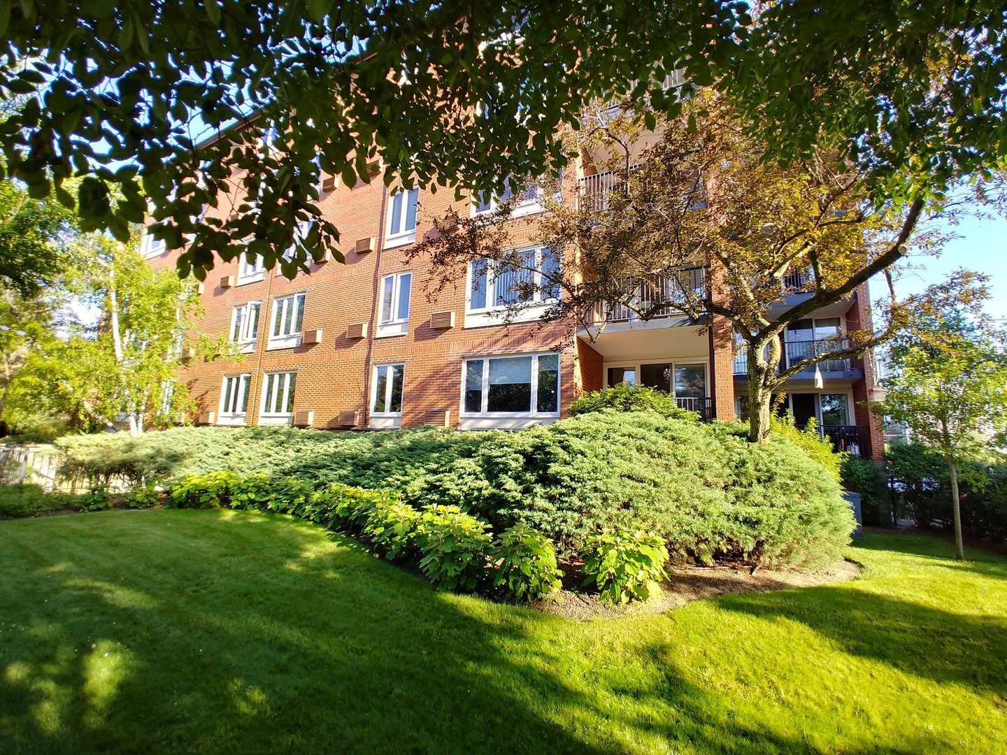 400 Main Street, Unit 2B Evanston, IL 60202 - Photo 2 of 18