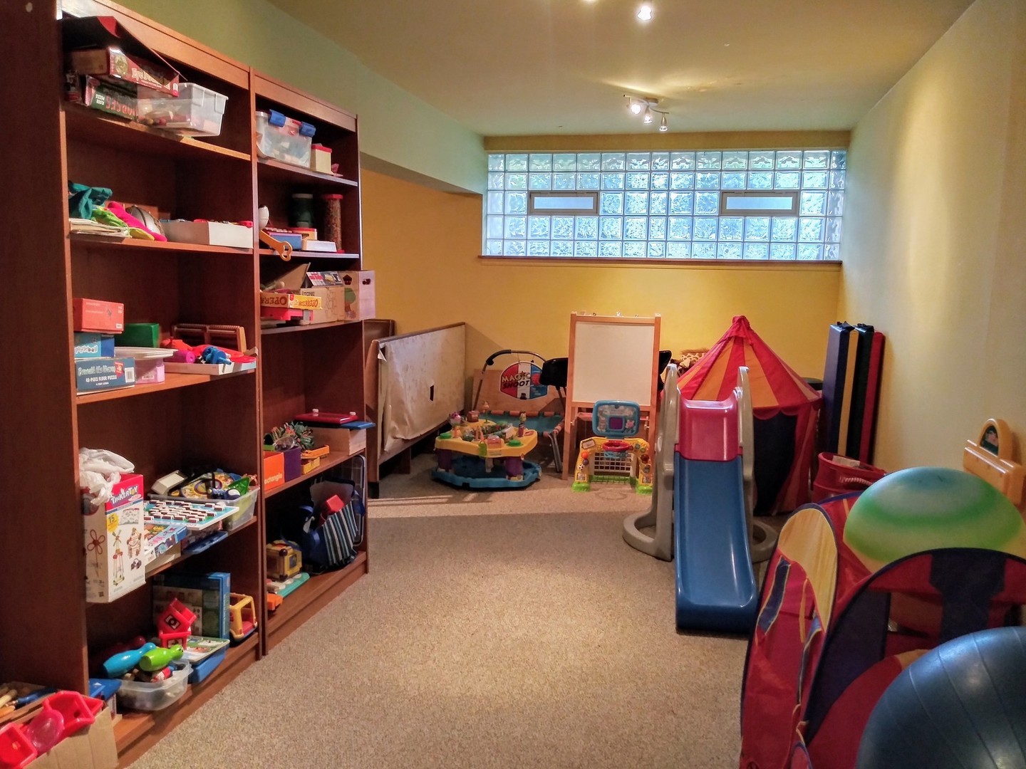400 Main Street, Unit 2B Evanston, IL 60202 - Photo 16 of 18