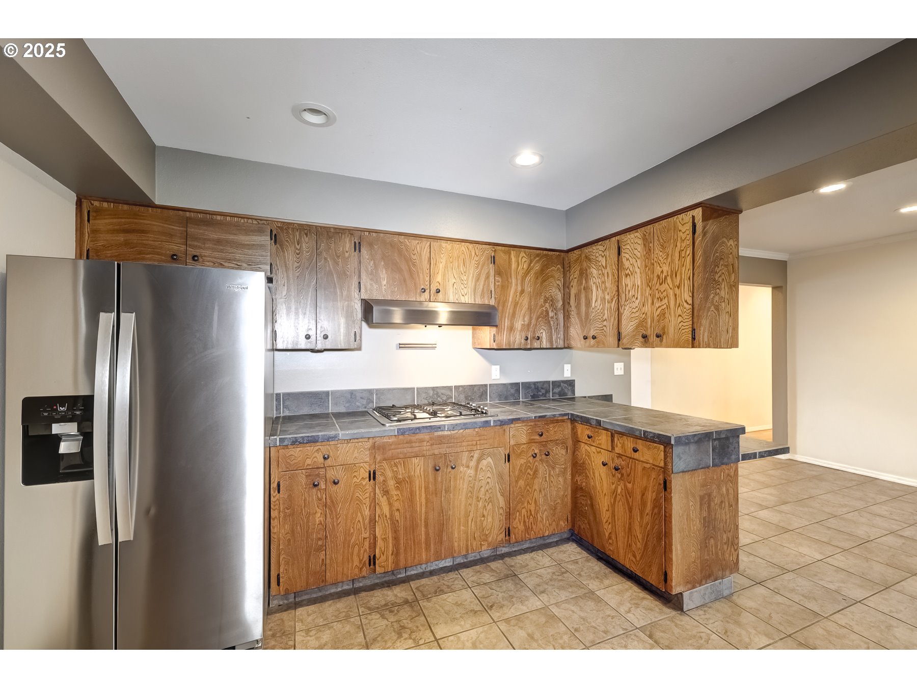 882 Northeast Donelson Road Hillsboro, OR 97124 - Photo 9 of 28 Gallery Image 9