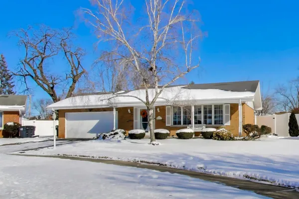 $220,000 | 16827 Parkside Avenue, South Holland, IL 60473