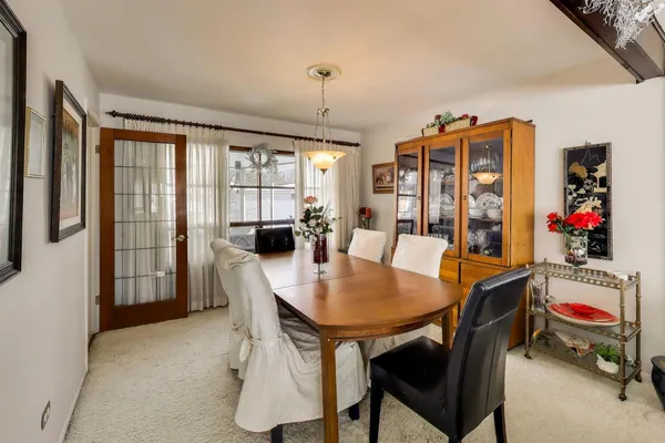 $220,000 | 16827 Parkside Avenue, South Holland, IL 60473