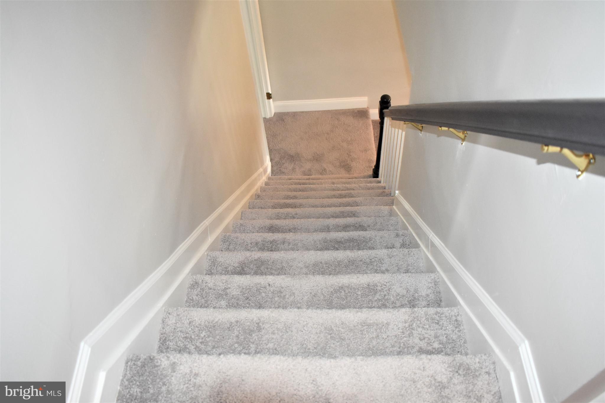300 Village Road Wilmington, DE 19805 - Photo 26 of 39 Newly Carpeted Stairwell