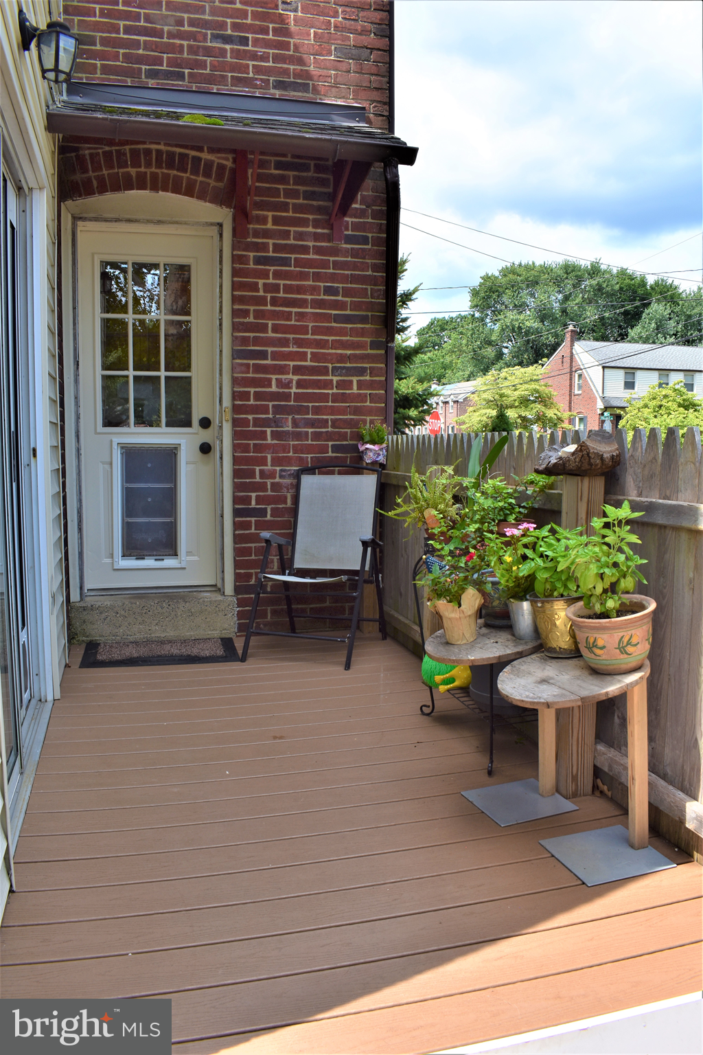 300 Village Road Wilmington, DE 19805 - Photo 30 of 39 Private Vinyl Deck