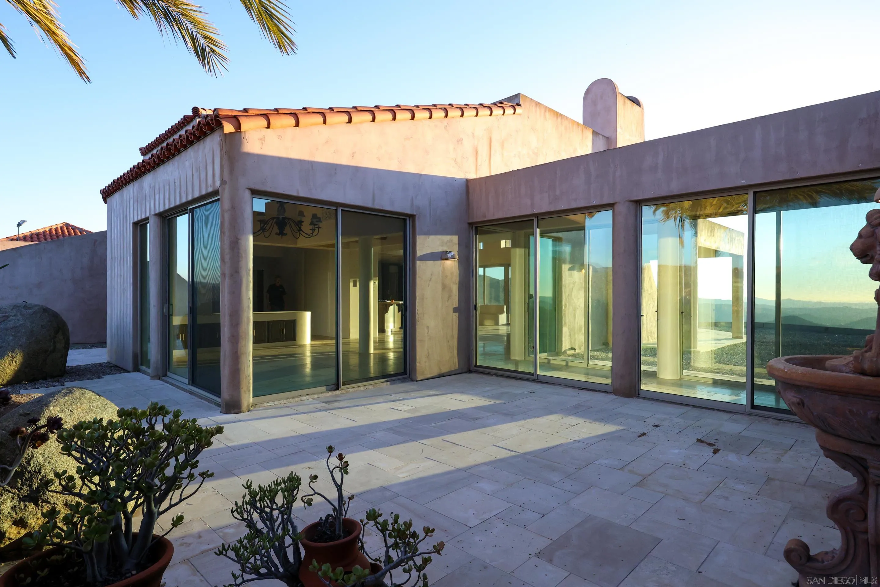 15740 Broad Oaks Road El Cajon, CA 92021 - Photo 29 of 47 a view of a chairs and table in the patio