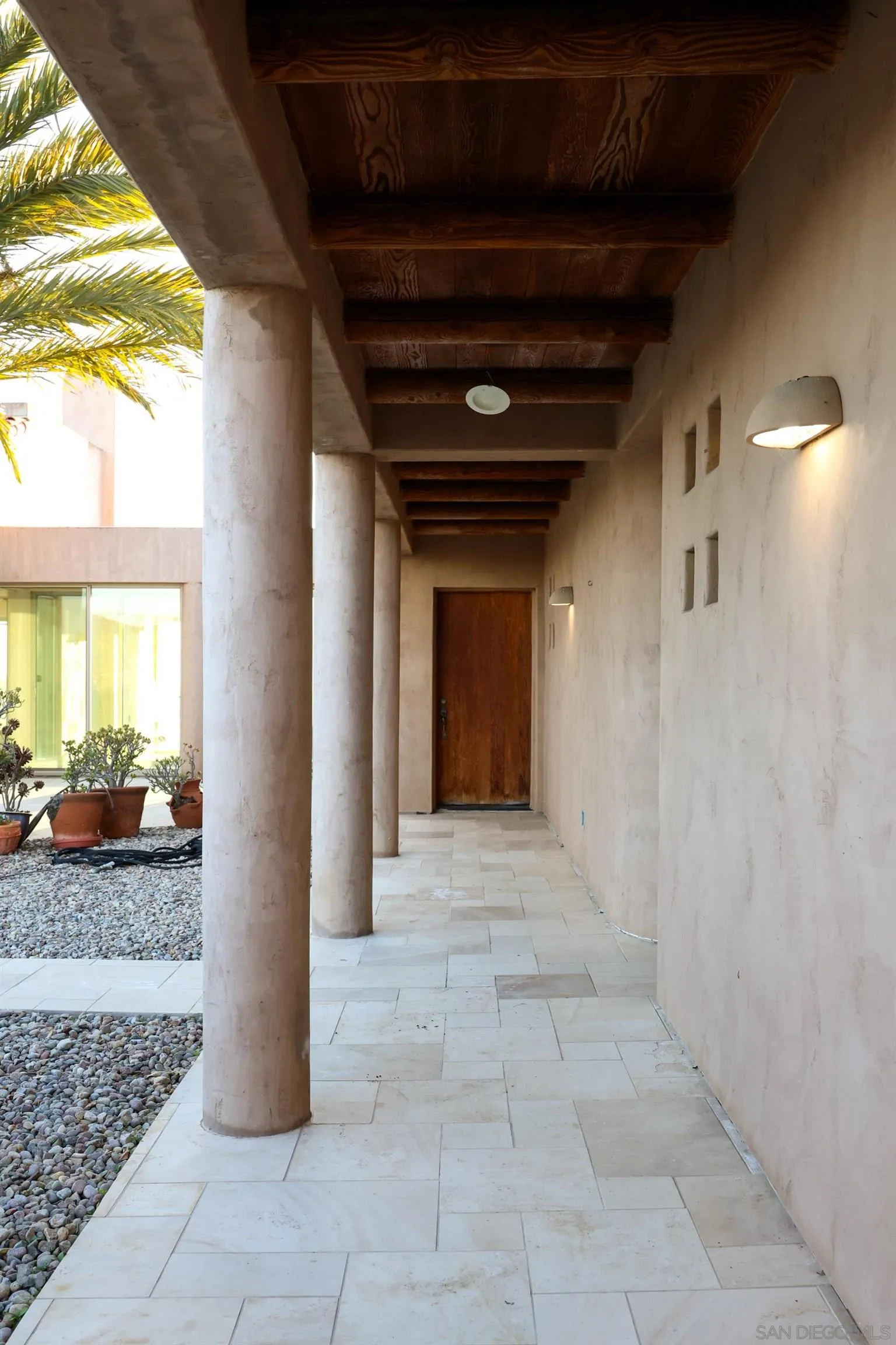 15740 Broad Oaks Road El Cajon, CA 92021 - Photo 31 of 47 a view of entryway