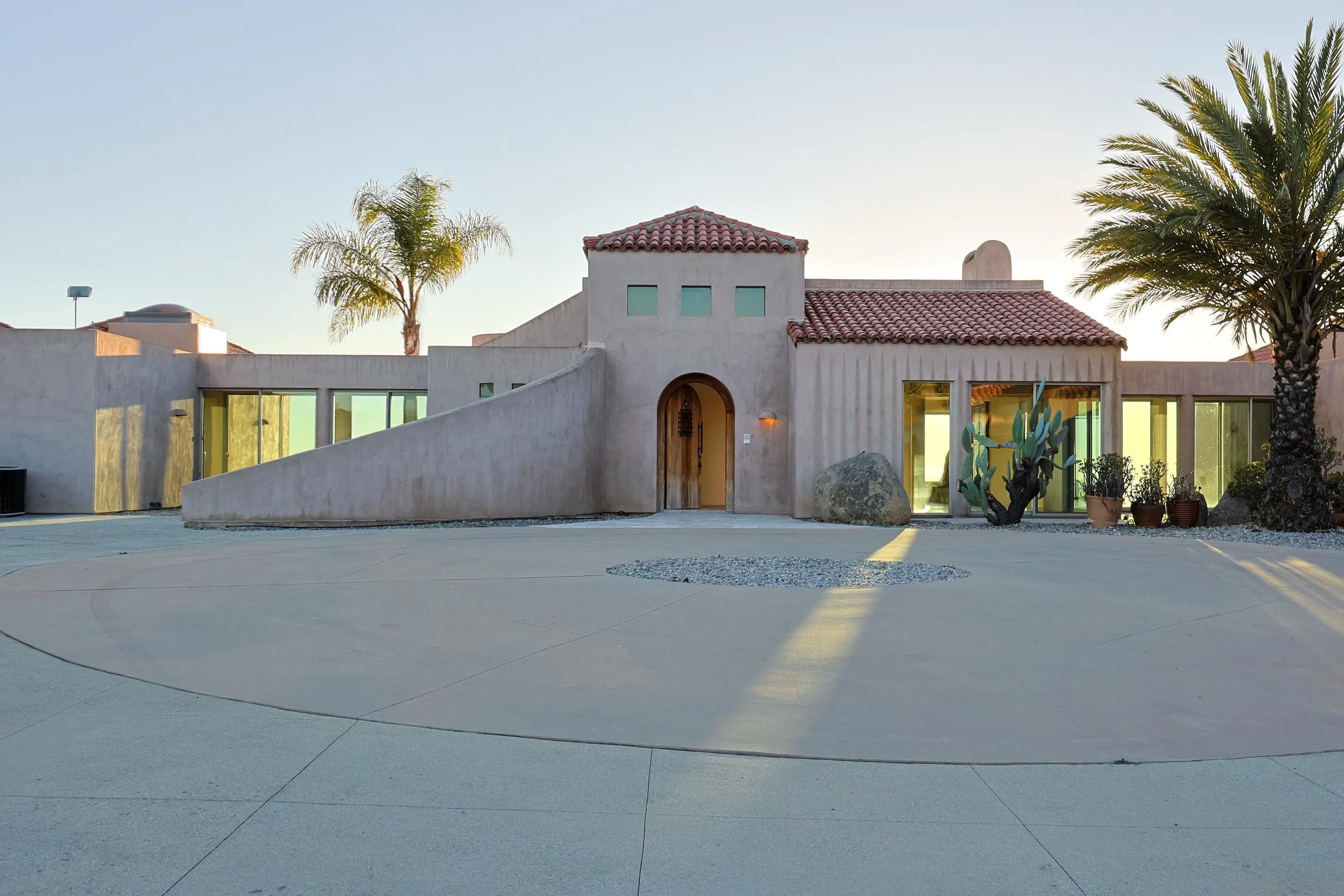 15740 Broad Oaks Road El Cajon, CA 92021 - Photo 6 of 47 a front view of a house with a garden