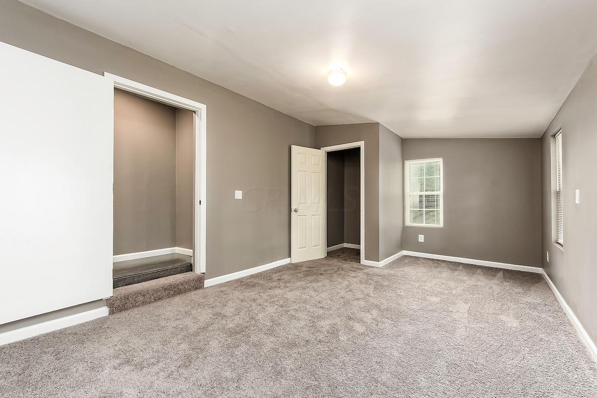 5745 Warner Road Westerville, OH 43081 - Photo 13 of 34