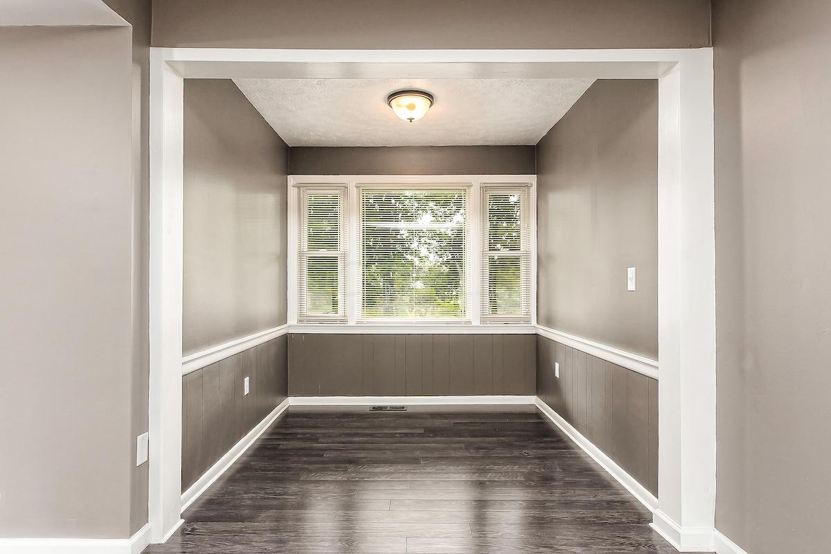5745 Warner Road Westerville, OH 43081 - Photo 9 of 34