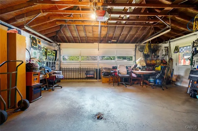 $239,000 | 7958 Vernon Road South, Cicero, NY 13039