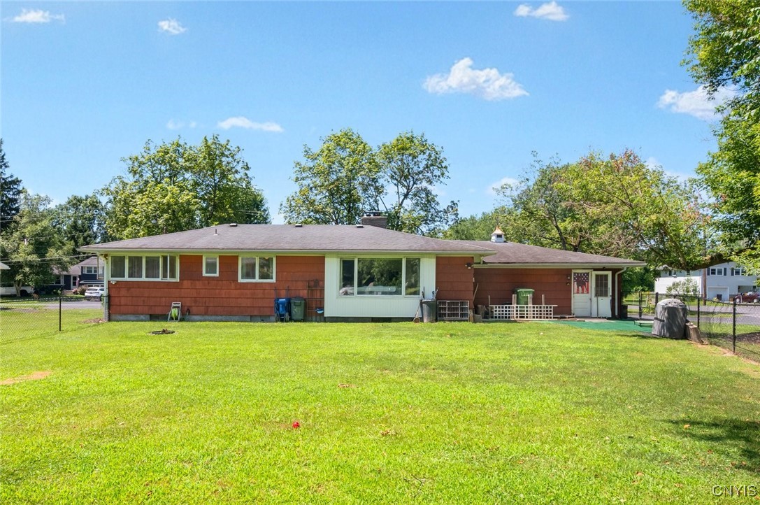 7958 Vernon Road South Cicero, NY 13039 - Photo 21 of 26