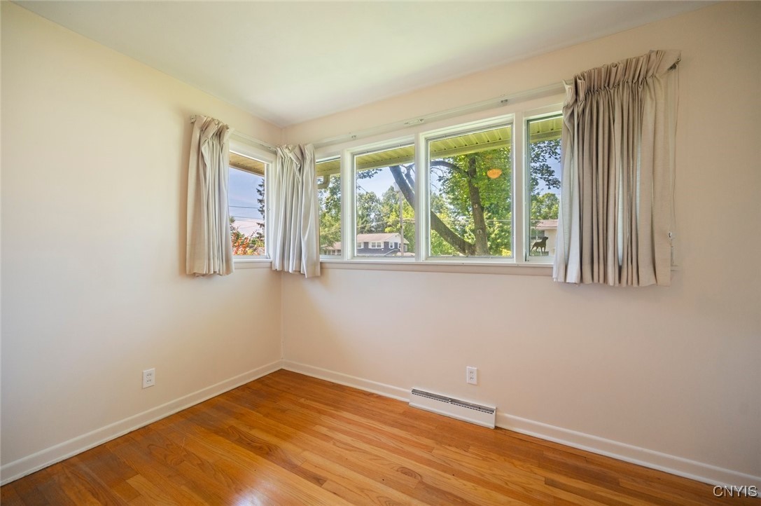 7958 Vernon Road South Cicero, NY 13039 - Photo 10 of 26