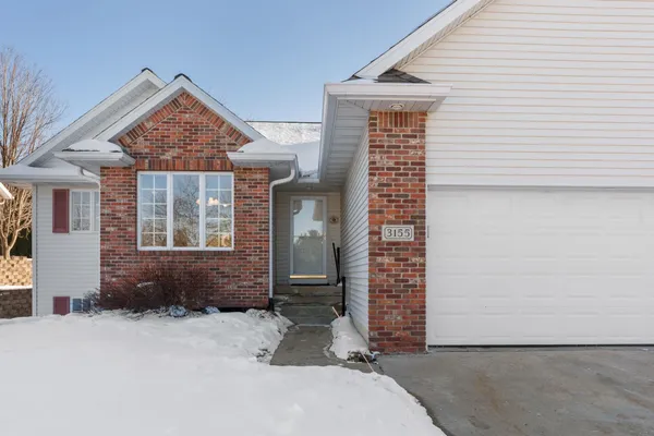 $375,000 | 3155 Selkirk Drive, Sun Prairie, WI 53590