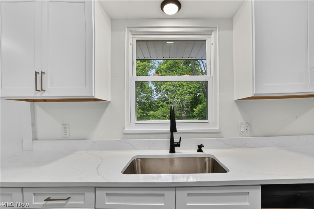 7819 Ridge Road Parma, OH 44129 - Photo 16 of 49 Gallery Image 16