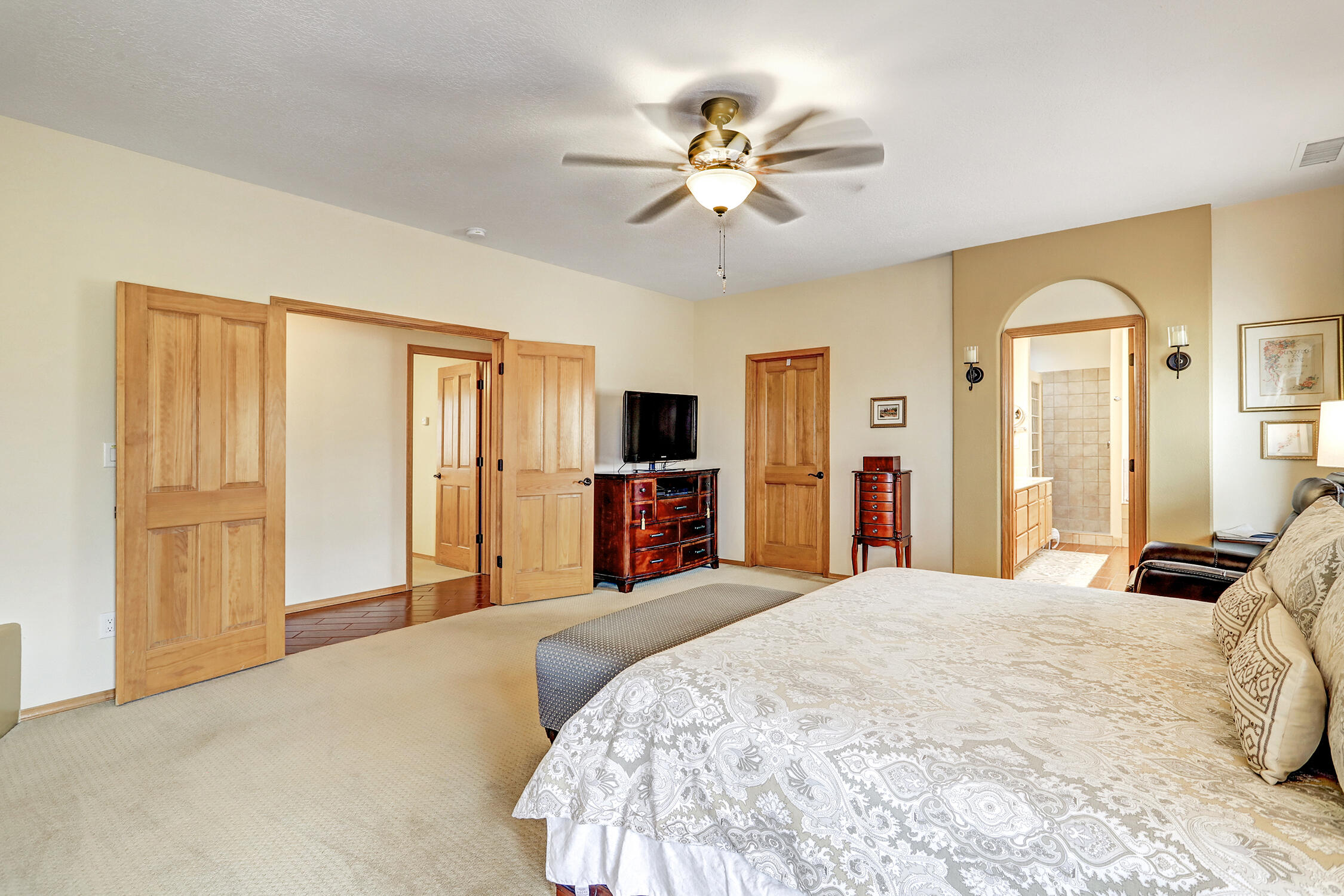 55 El Dorado Road Corrales, NM 87048 - Photo 13 of 43 Gallery Image 13