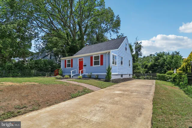 $400,000 | 4604 Morgan Road, Suitland, MD 20746