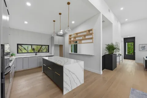 $930,000 | 5013 Rob-Scott Street, Austin, TX 78721