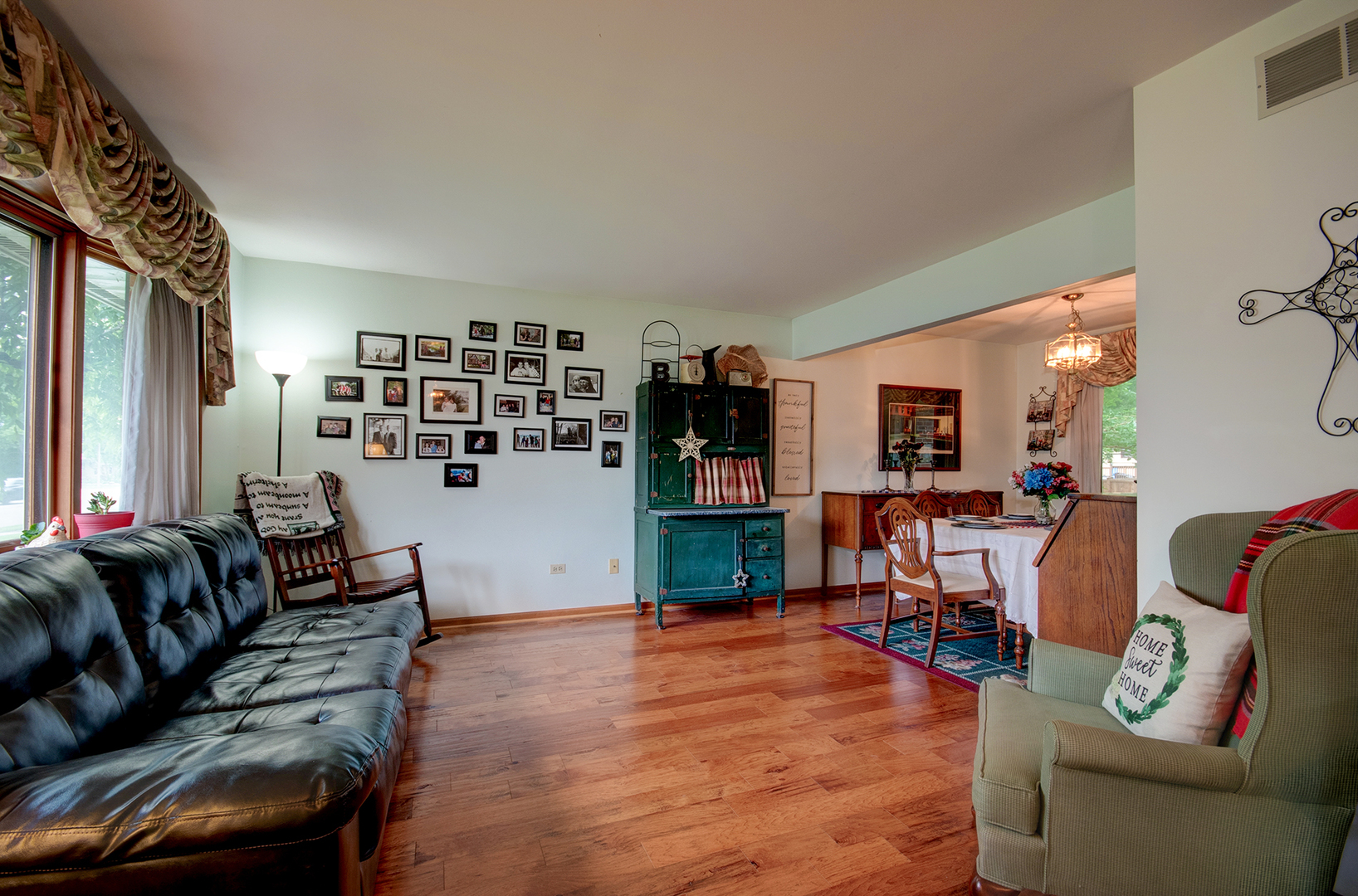 205 Ridge Road Shorewood, IL 60404 - Photo 3 of 30 Gallery Image 3