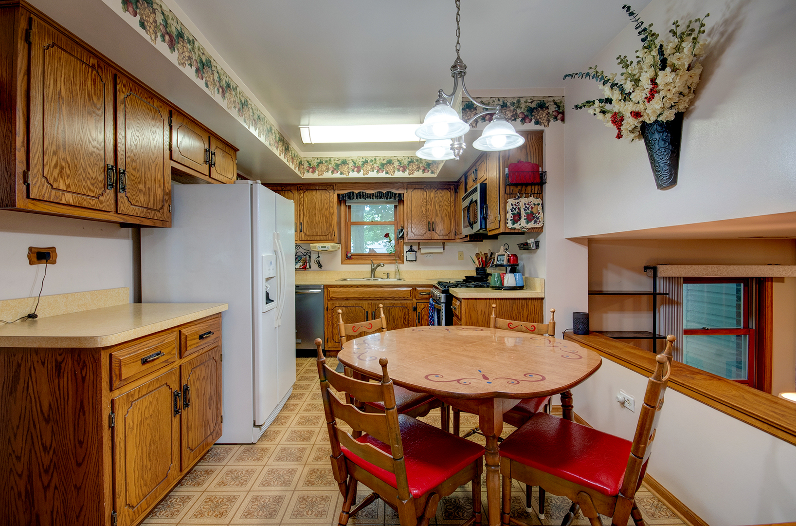 205 Ridge Road Shorewood, IL 60404 - Photo 6 of 30 Gallery Image 6
