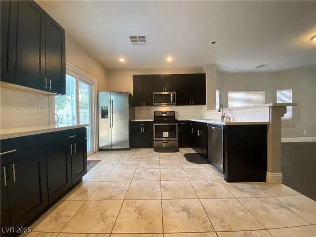 $2,295 | 9089 Harbor Wind Avenue, Las Vegas, NV 89178