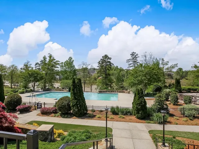 $609,900 | 7227 Lake Sterling Boulevard, Flowery Branch, GA 30542