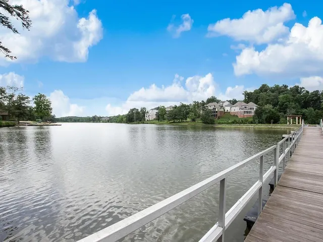 $609,900 | 7227 Lake Sterling Boulevard, Flowery Branch, GA 30542