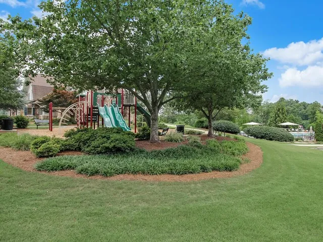 $609,900 | 7227 Lake Sterling Boulevard, Flowery Branch, GA 30542