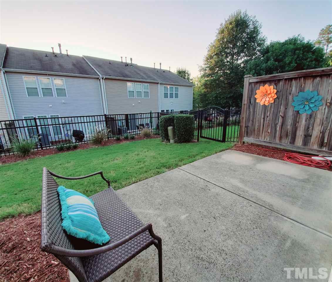 8409 Pilots View Drive Raleigh, NC 27617 - Photo 9 of 13