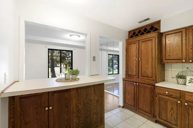 $268,000 | 3680 Independence Avenue South, Unit 83, St. Louis Park, MN 55426