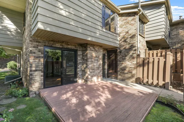 $268,000 | 3680 Independence Avenue South, Unit 83, St. Louis Park, MN 55426