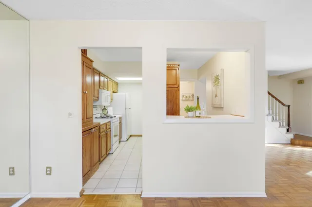 $268,000 | 3680 Independence Avenue South, Unit 83, St. Louis Park, MN 55426