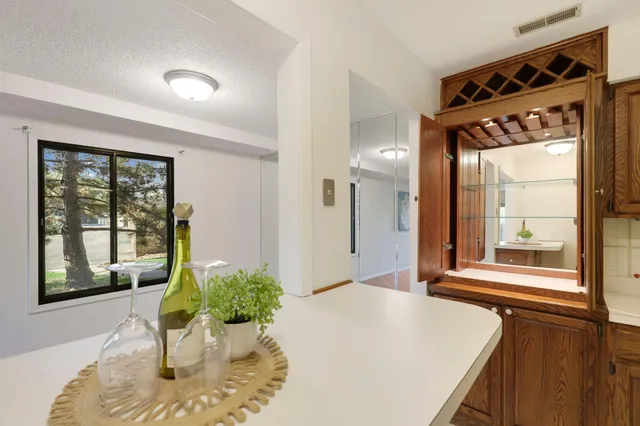 $268,000 | 3680 Independence Avenue South, Unit 83, St. Louis Park, MN 55426