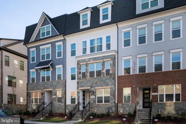 $675,000 | 14928 Swat Street, Unit 1, Rockville, MD 20850