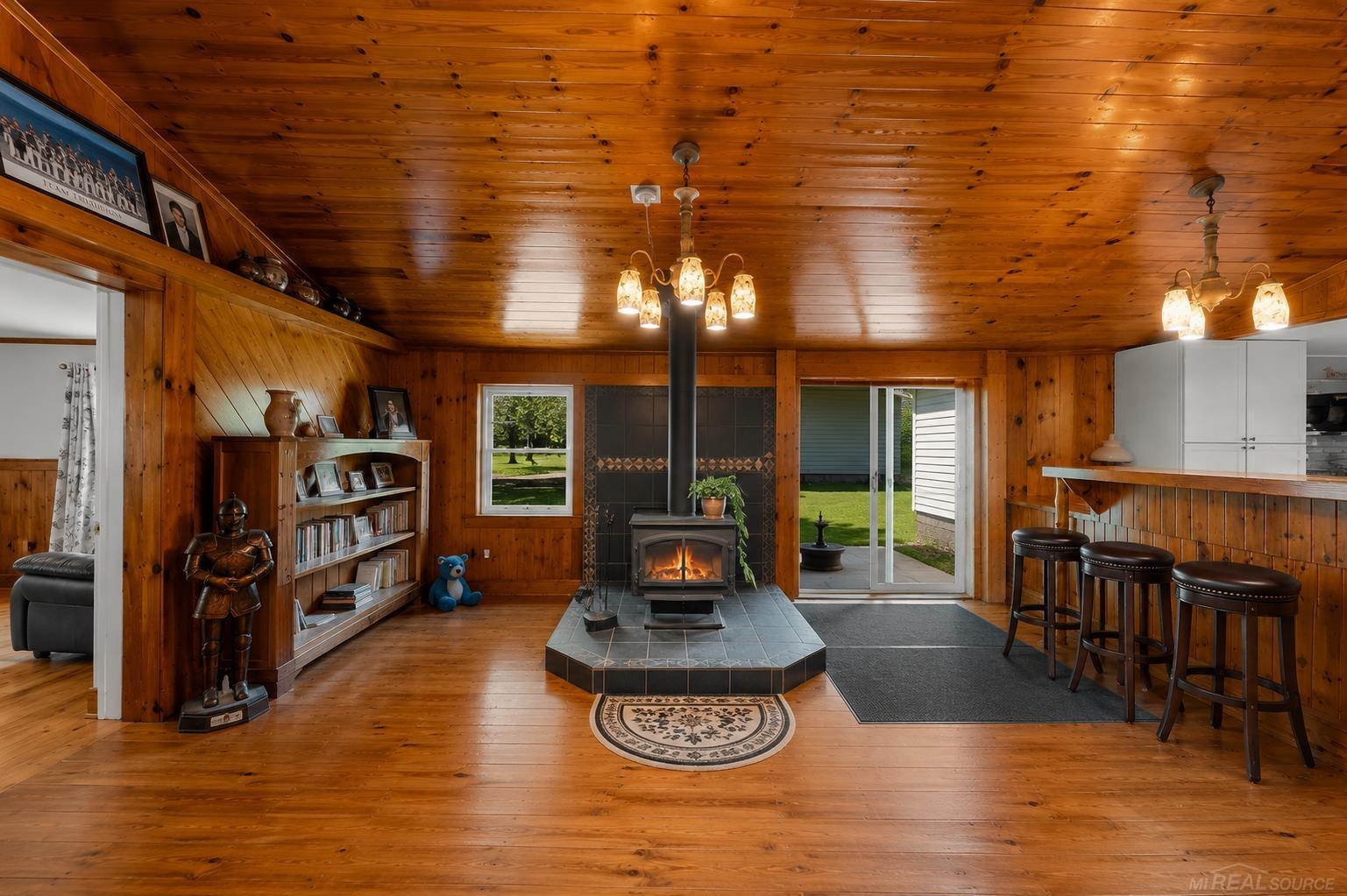 149 East Hunters Creek Road Lapeer, MI 48446 - Photo 19 of 71 50215016-ea8d5560-5fcc-4cbf-96e4-ffd980ece1d8.JPG